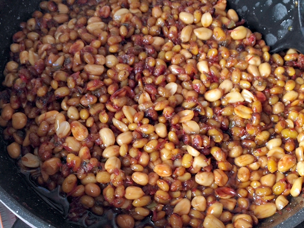 油炒辣椒的做法-香辣味炒菜譜-易網(wǎng)健康養(yǎng)生網(wǎng) 油炒辣椒的做法-香辣味炒菜譜