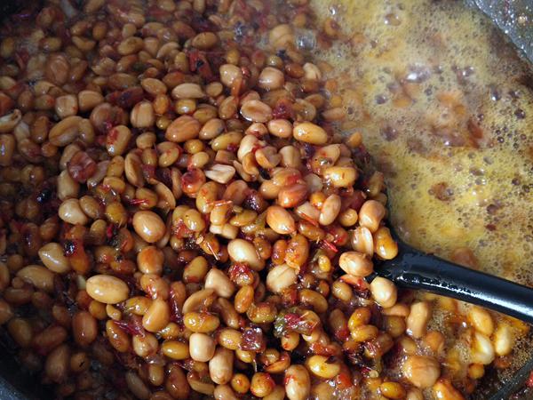 油炒辣椒的做法-香辣味炒菜譜-易網(wǎng)健康養(yǎng)生網(wǎng) 油炒辣椒的做法-香辣味炒菜譜