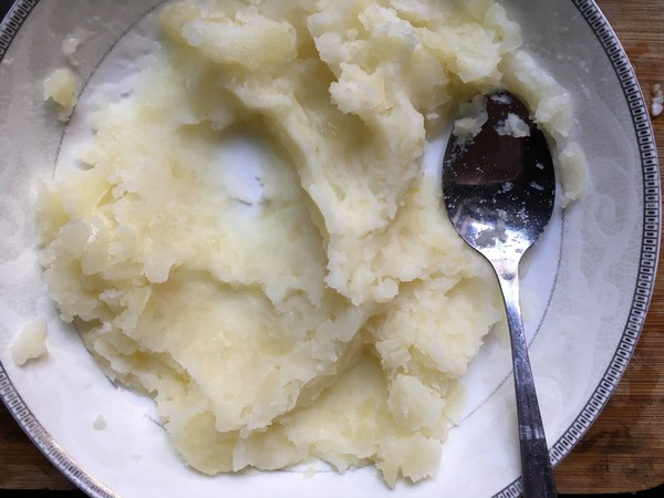 水晶土豆丸子的做法-家常味蒸菜譜