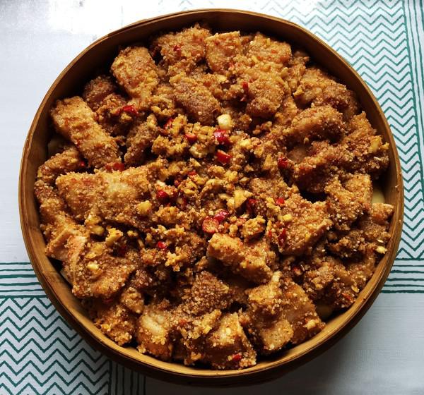 土豆粉蒸肉的做法-咸鮮味蒸菜譜