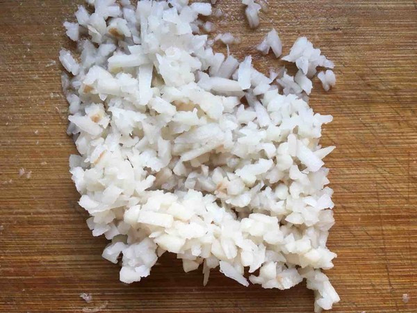 油面筋釀肉的做法-家常味煮菜譜-易網(wǎng)健康養(yǎng)生網(wǎng) 油面筋釀肉的做法-家常味煮菜譜