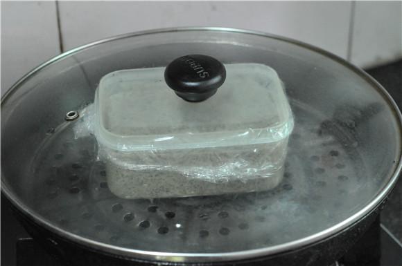 黑豆糕的做法-甜味蒸菜譜-易網健康養生網 黑豆糕的做法-甜味蒸菜譜