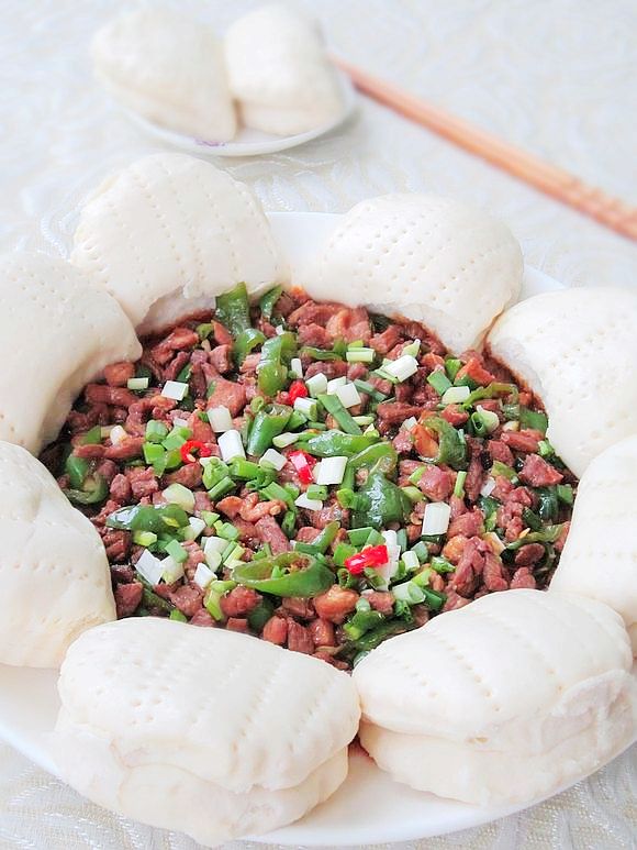 牛肉夾餅的做法-家常味炒菜譜-易網健康養生網 牛肉夾餅的做法-家常味炒菜譜