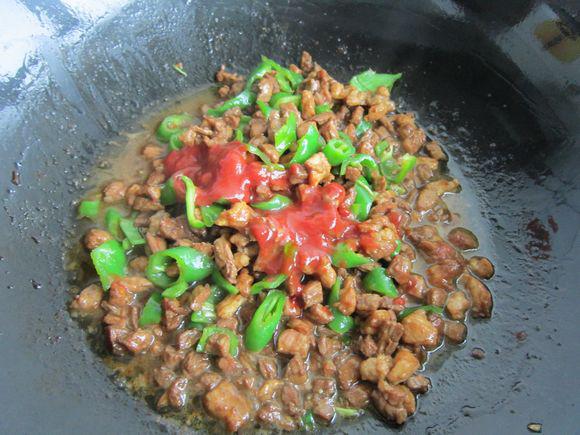 牛肉夾餅的做法-家常味炒菜譜-易網健康養生網 牛肉夾餅的做法-家常味炒菜譜