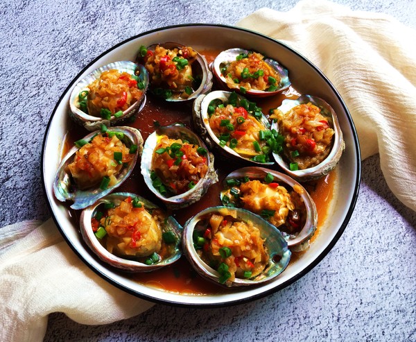 金銀蒜蒸鮑魚的做法-蒜香味蒸菜譜-易網健康養生網 金銀蒜蒸鮑魚的做法-蒜香味蒸菜譜