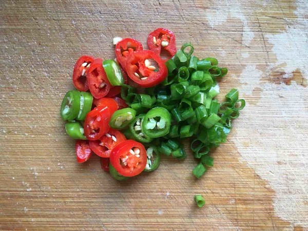 油面筋釀肉的做法-家常味煮菜譜-易網(wǎng)健康養(yǎng)生網(wǎng) 油面筋釀肉的做法-家常味煮菜譜