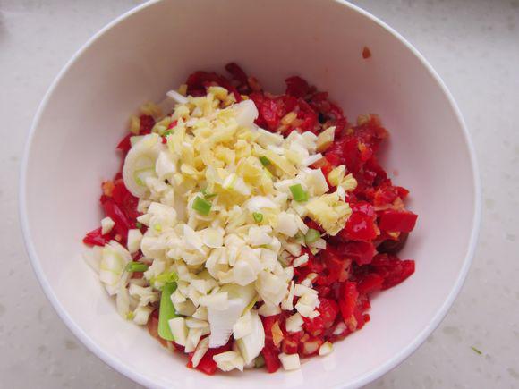 剁椒雞塊的做法-香辣味蒸菜譜-易網健康養生網 剁椒雞塊的做法-香辣味蒸菜譜