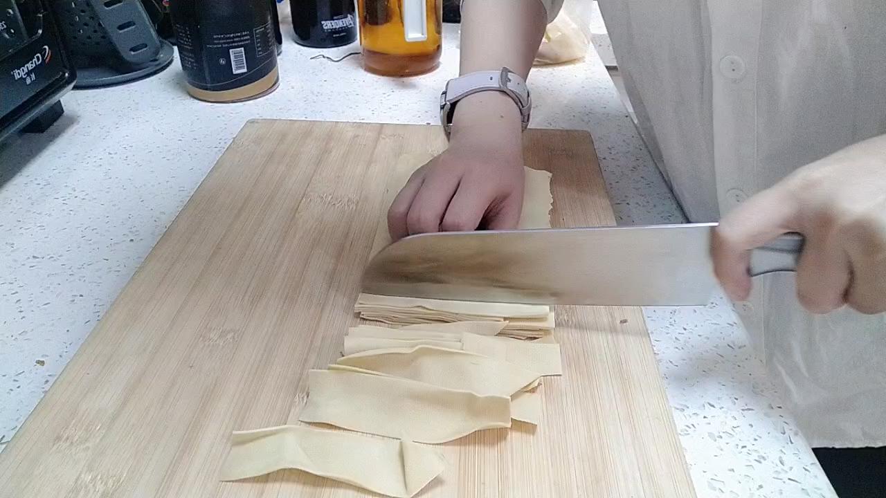 燒烤干豆腐的做法-家常味炒菜譜