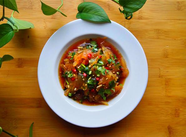 涼拌海蜇的做法-咸鮮味拌菜譜-易網健康養生網 涼拌海蜇的做法-咸鮮味拌菜譜