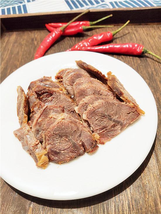 香辣鹵牛肉的做法-香辣味鹵菜譜-易網健康養生網 香辣鹵牛肉的做法-香辣味鹵菜譜