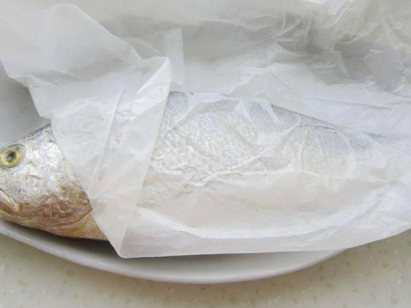 干煎黃花魚的做法-家常味煎菜譜-易網健康養生網 干煎黃花魚的做法-家常味煎菜譜