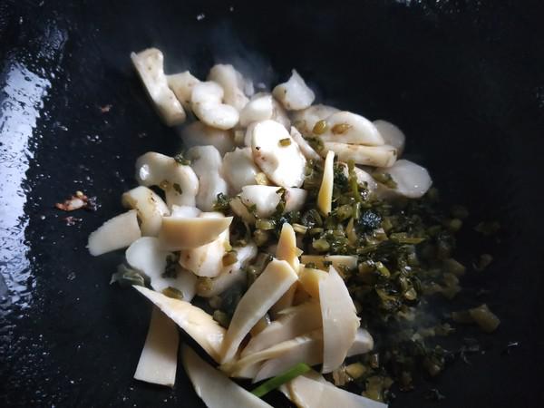 雪菜冬筍炒馬蹄的做法-咸鮮味炒菜譜