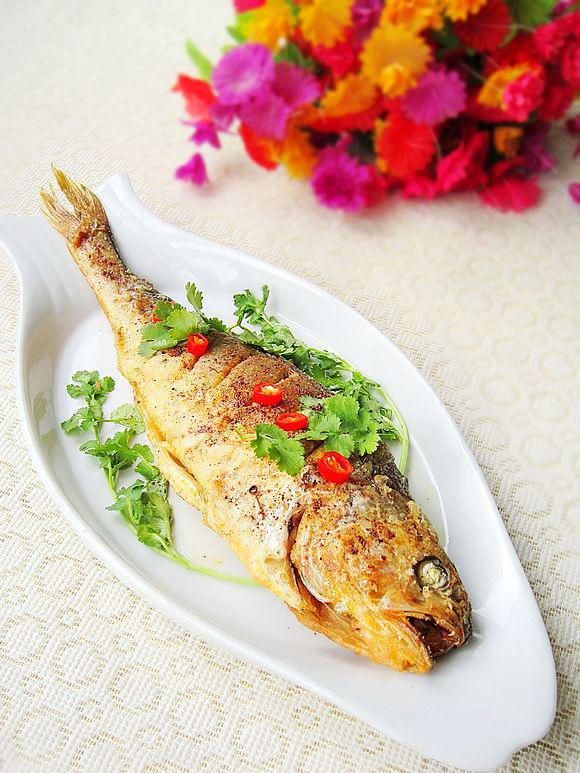 干煎黃花魚的做法-家常味煎菜譜-易網健康養生網 干煎黃花魚的做法-家常味煎菜譜