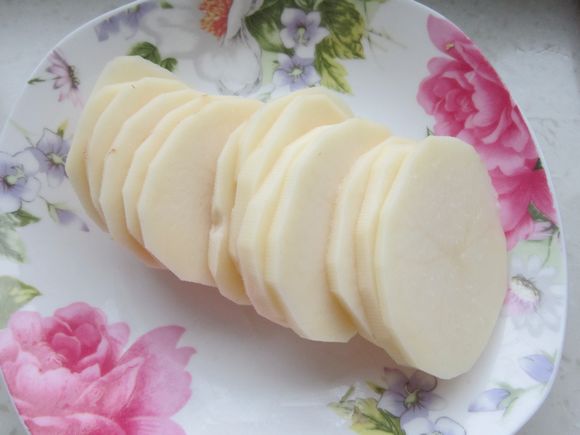 大盤雞火鍋的做法-家常味燉菜譜-易網健康養(yǎng)生網 大盤雞火鍋的做法-家常味燉菜譜