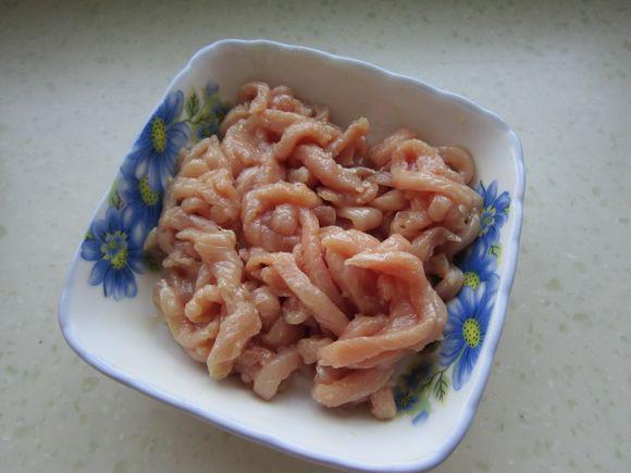 橙子皮炒肉絲的做法-家常味炒菜譜-易網健康養生網 橙子皮炒肉絲的做法-家常味炒菜譜