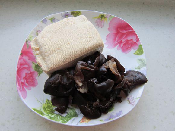 豆腐肉丸的做法-家常味炸菜譜