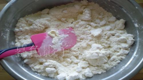 蒸年糕的做法-甜味蒸菜譜-易網<a href=http://www.xllyou.com/ target=_blank class=infotextkey>健康養生</a>網 蒸年糕的做法-甜味蒸菜譜