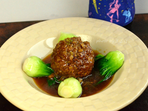 紅燒獅子頭的做法-咸鮮味燒菜譜