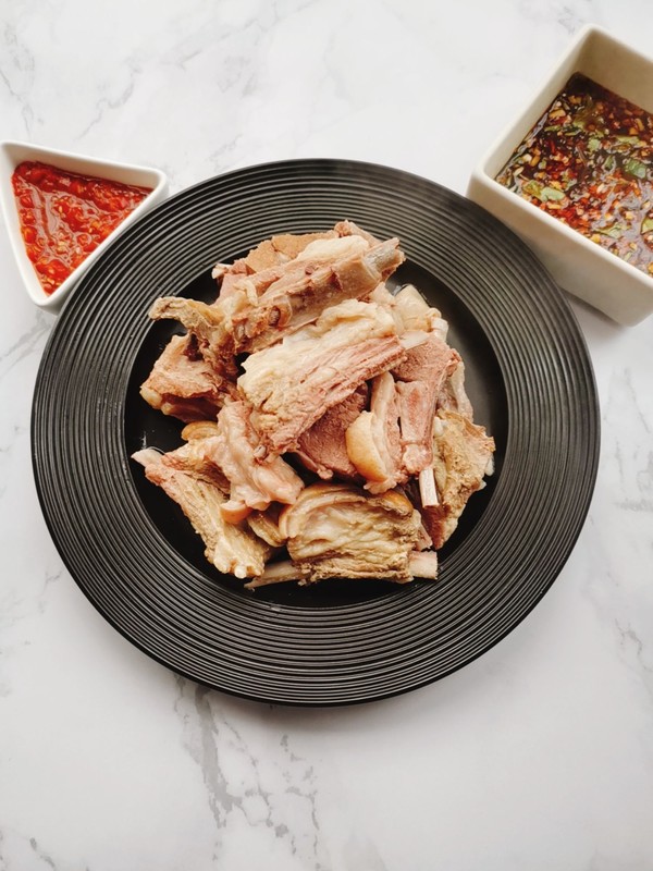 手扒羊排的做法-咸鮮味煮菜譜