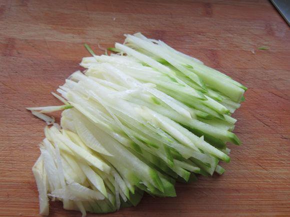 橙子皮拌青蘿卜絲的做法-家常味拌菜譜-易網(wǎng)健康養(yǎng)生網(wǎng) 橙子皮拌青蘿卜絲的做法-家常味拌菜譜