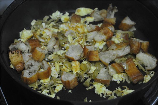 入味炒油條的做法-家常味炒菜譜-易網(wǎng)健康養(yǎng)生網(wǎng) 入味炒油條的做法-家常味炒菜譜