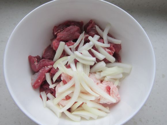 烤羊肉串的做法-香辣味烤菜譜