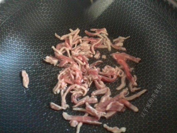 炒肉絲韭菜的做法-咸鮮味炒菜譜