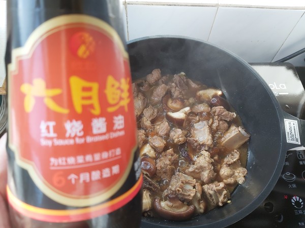 紅燒排骨燉土豆的做法-家常味燉菜譜