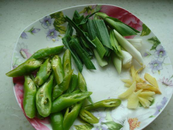 千張白菜亂燉的做法-家常味燉菜譜-易網健康養生網 千張白菜亂燉的做法-家常味燉菜譜