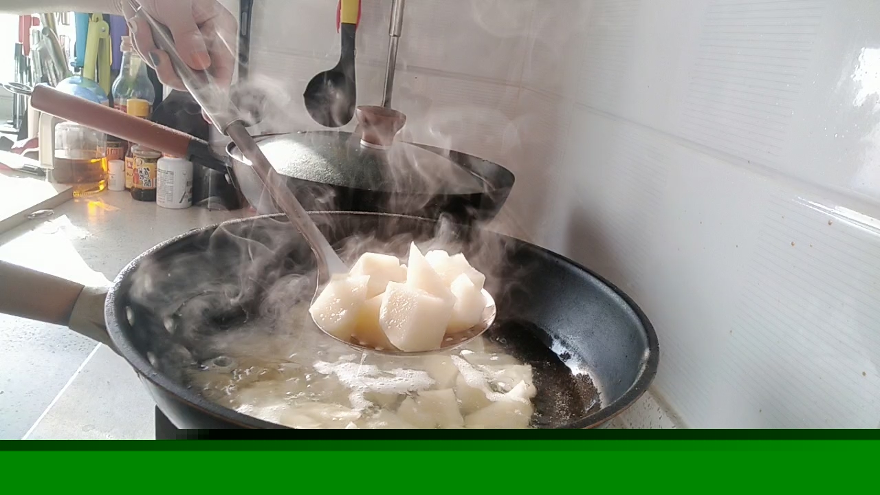 孜然土豆塊的做法-家常味炒菜譜-易網健康養生網 孜然土豆塊的做法-家常味炒菜譜