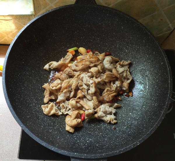 肥腸煮黑魚(yú)的做法-香辣味煮菜譜-易網(wǎng)健康養(yǎng)生網(wǎng) 肥腸煮黑魚(yú)的做法-香辣味煮菜譜