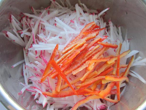 香菜拌紅蘿卜的做法-家常味拌菜譜