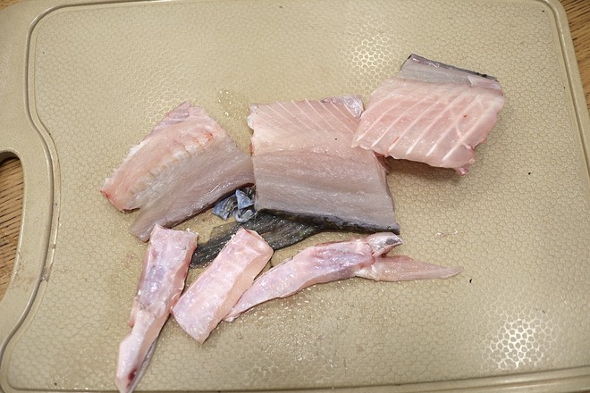 酸菜魚的做法-酸辣味煮菜譜-易網健康養生網 酸菜魚的做法-酸辣味煮菜譜