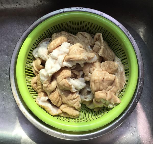 肥腸煮黑魚(yú)的做法-香辣味煮菜譜-易網(wǎng)<a href=http://www.xllyou.com/ target=_blank class=infotextkey>健康養(yǎng)生</a>網(wǎng) 肥腸煮黑魚(yú)的做法-香辣味煮菜譜