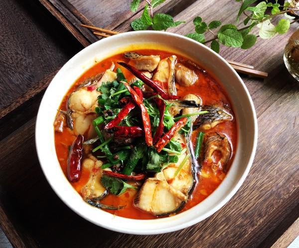 肥腸煮黑魚(yú)的做法-香辣味煮菜譜-易網(wǎng)健康養(yǎng)生網(wǎng) 肥腸煮黑魚(yú)的做法-香辣味煮菜譜