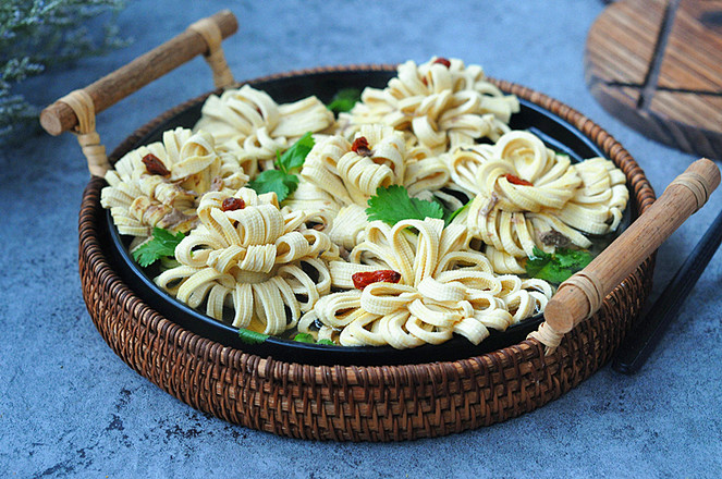 開花豆皮的做法-家常味蒸菜譜-易網(wǎng)健康養(yǎng)生網(wǎng) 開花豆皮的做法-家常味蒸菜譜