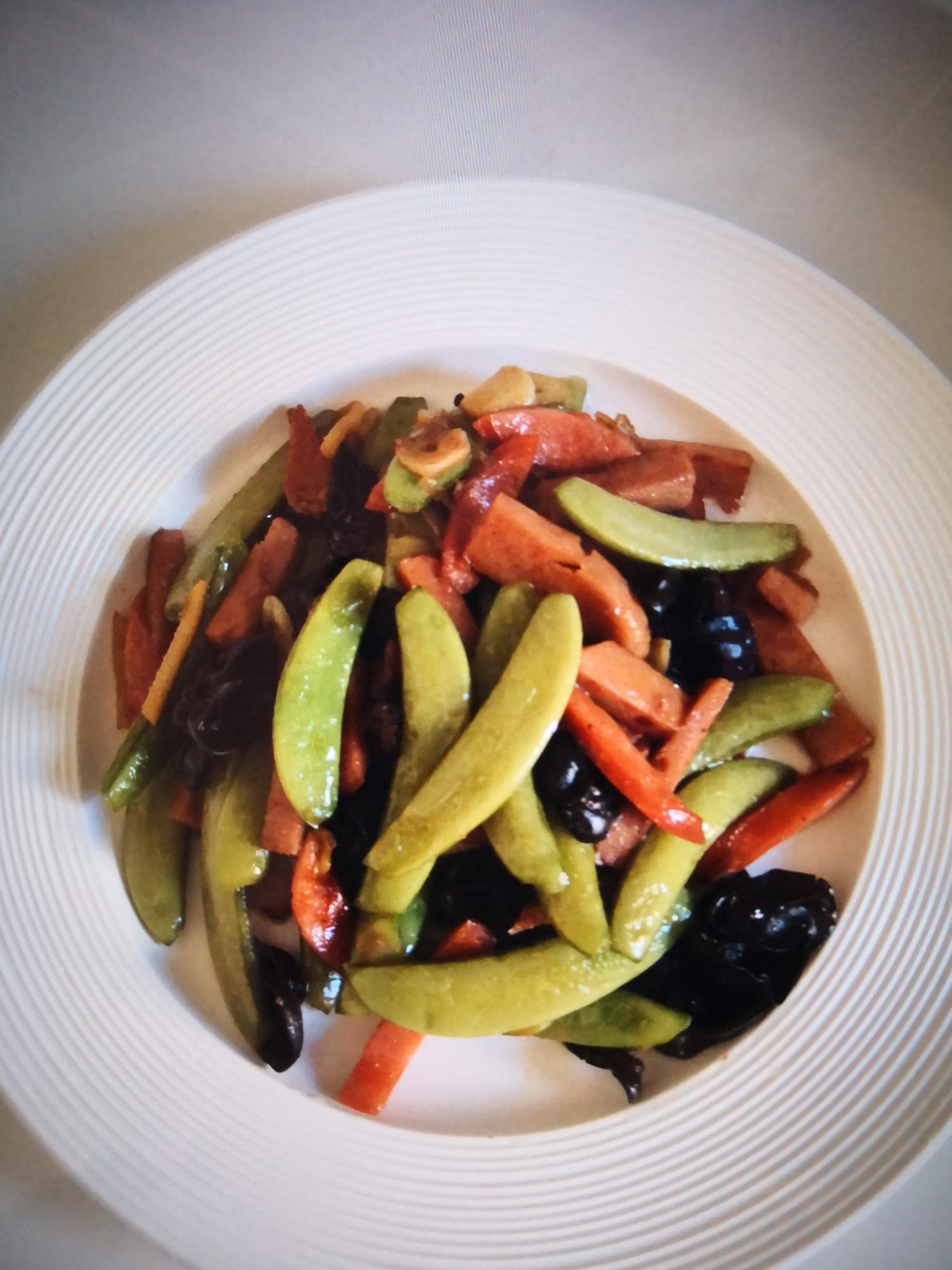 午餐肉炒甜蜜豆的做法-家常味炒菜譜