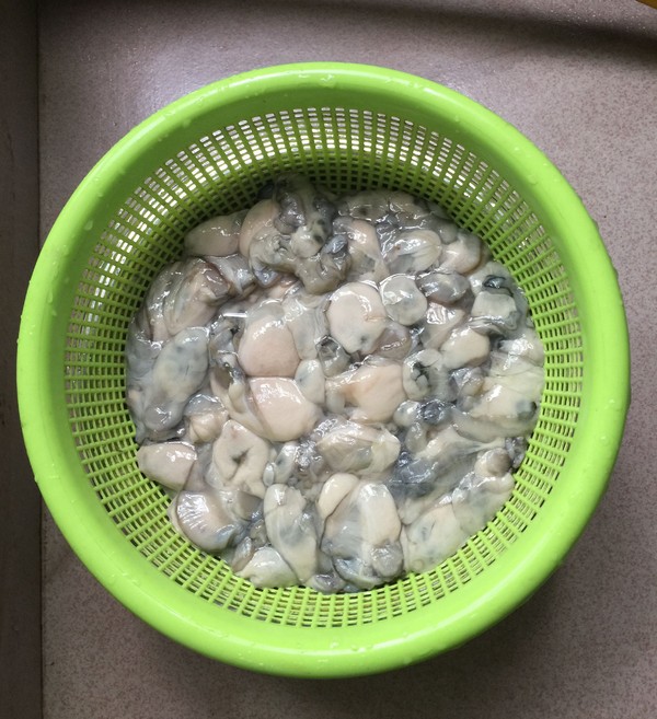 洋蔥生蠔的做法-咸鮮味炒菜譜-易網(wǎng)健康養(yǎng)生網(wǎng) 洋蔥生蠔的做法-咸鮮味炒菜譜