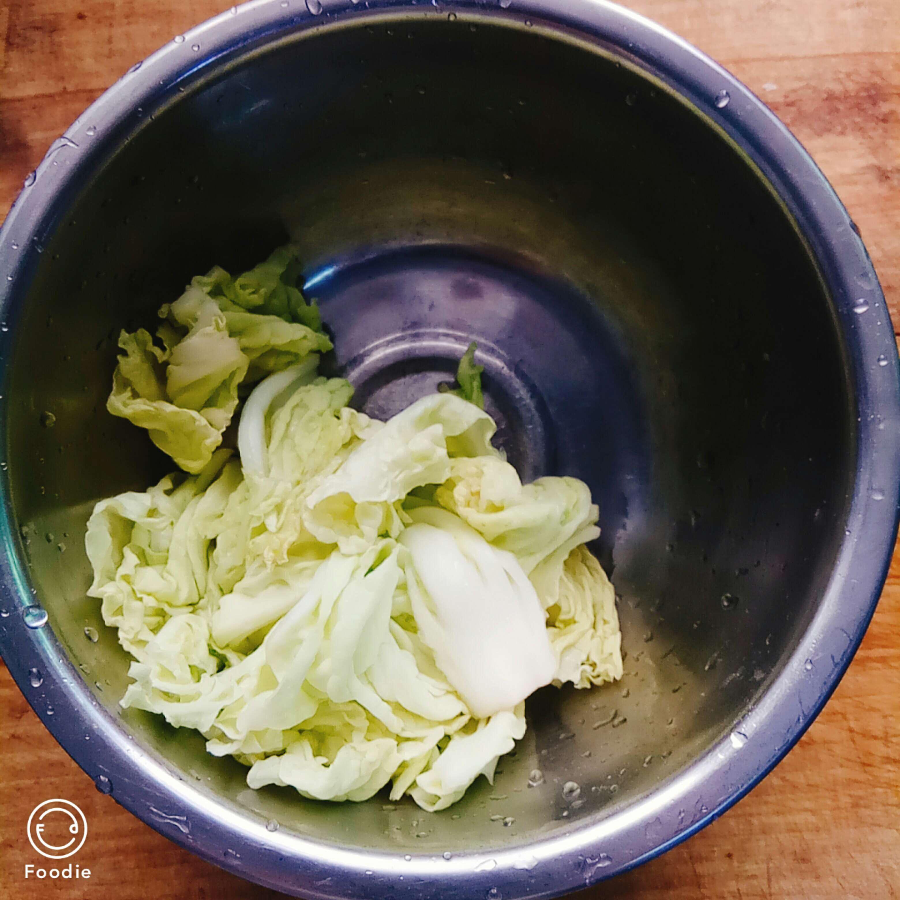 紅燒肉燉海帶的做法-家常味燉菜譜-易網(wǎng)健康養(yǎng)生網(wǎng) 紅燒肉燉海帶的做法-家常味燉菜譜