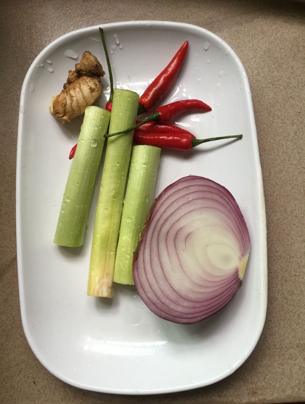 洋蔥生蠔的做法-咸鮮味炒菜譜-易網(wǎng)健康養(yǎng)生網(wǎng) 洋蔥生蠔的做法-咸鮮味炒菜譜