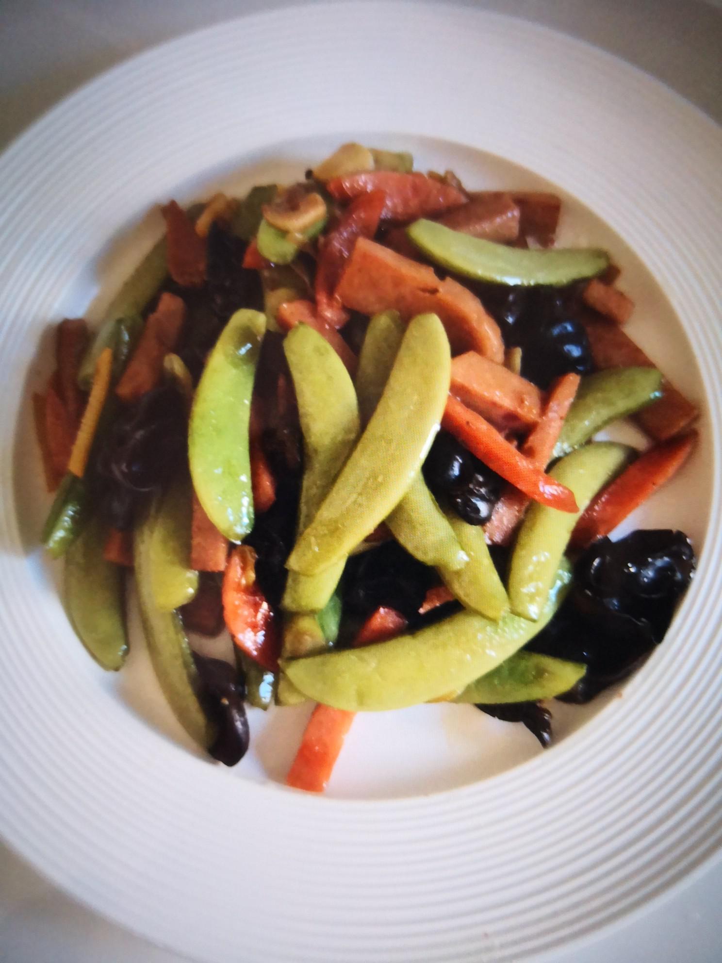 午餐肉炒甜蜜豆的做法-家常味炒菜譜-易網健康養生網 午餐肉炒甜蜜豆的做法-家常味炒菜譜