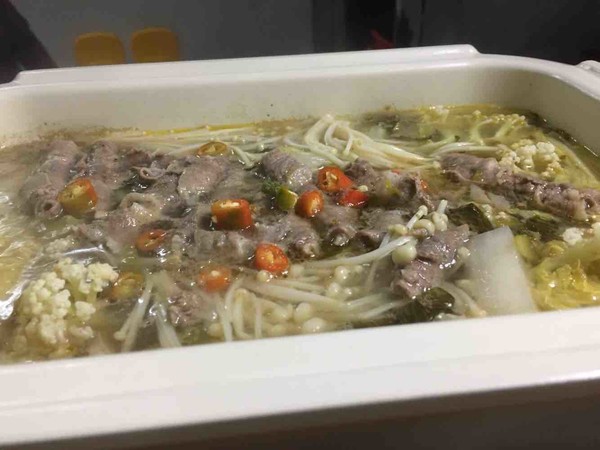 可以喝湯唰菜~酸湯肥牛鍋的做法-家常味煮菜譜-易網(wǎng)健康養(yǎng)生網(wǎng) 可以喝湯唰菜~酸湯肥牛鍋的做法-家常味煮菜譜