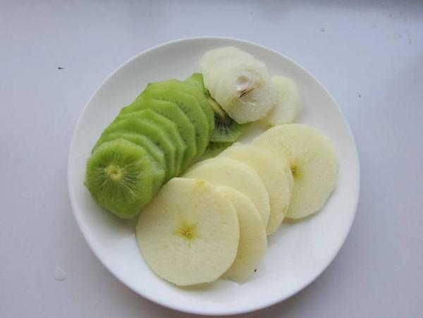 酸奶蔬菜水果沙拉的做法-家常味拌菜譜-易網健康養生網 酸奶蔬菜水果沙拉的做法-家常味拌菜譜