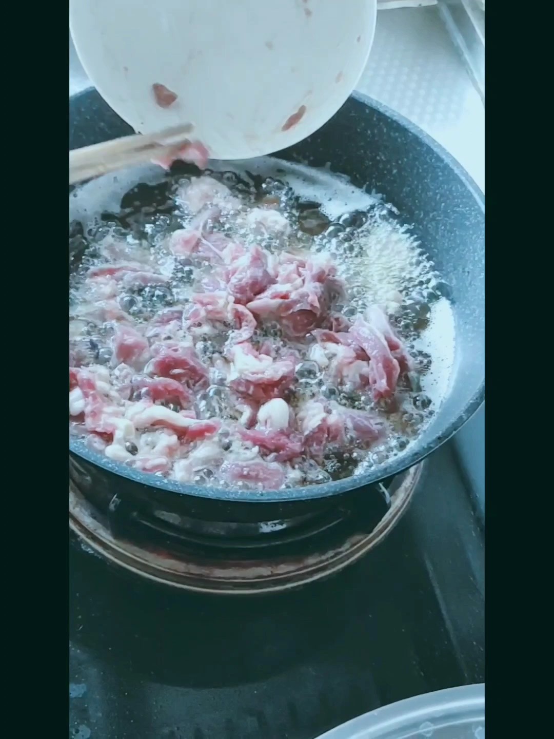 蒜爆羊肉的做法-咸鮮味炒菜譜