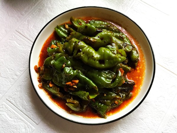 虎皮青椒的做法-酸辣味炒菜譜-易網(wǎng)健康養(yǎng)生網(wǎng) 虎皮青椒的做法-酸辣味炒菜譜