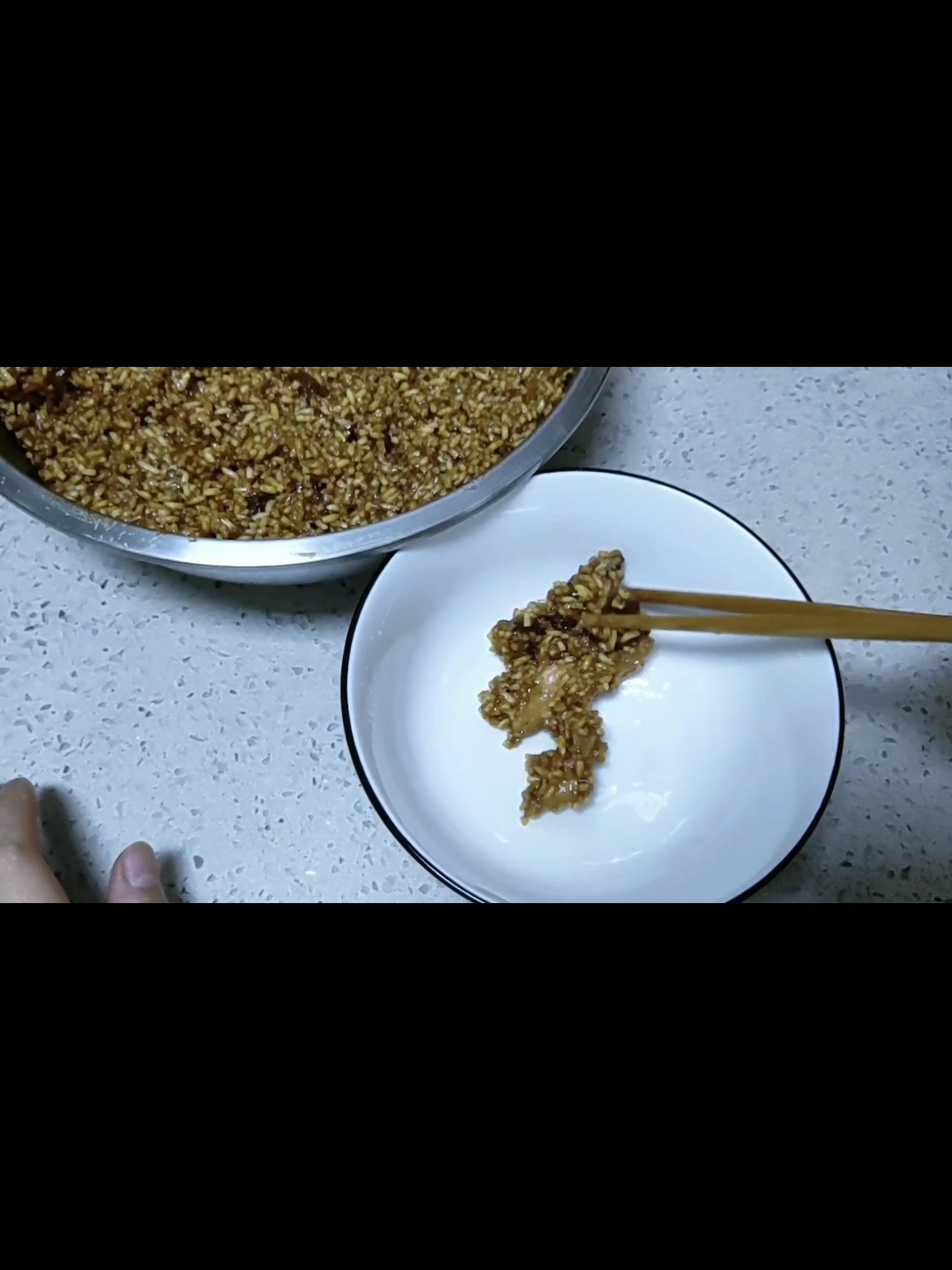 米粉肉的做法-咸鮮味蒸菜譜-易網健康養生網 米粉肉的做法-咸鮮味蒸菜譜