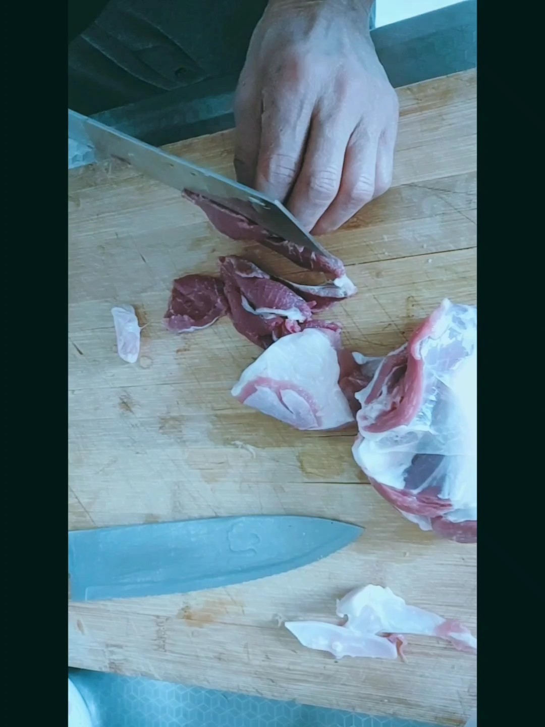 蒜爆羊肉的做法-咸鮮味炒菜譜