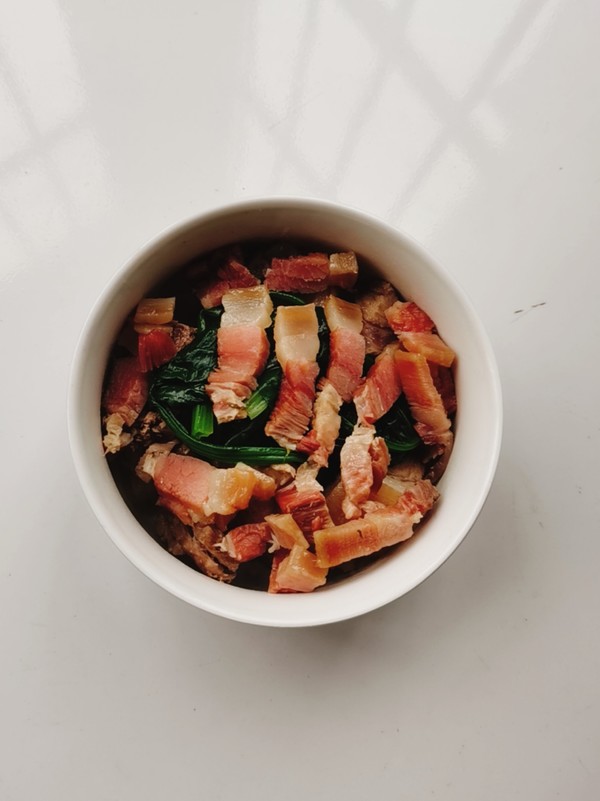 紅樓夢之火腿燉肘子的做法-咸鮮味燉菜譜-易網健康養生網 紅樓夢之火腿燉肘子的做法-咸鮮味燉菜譜