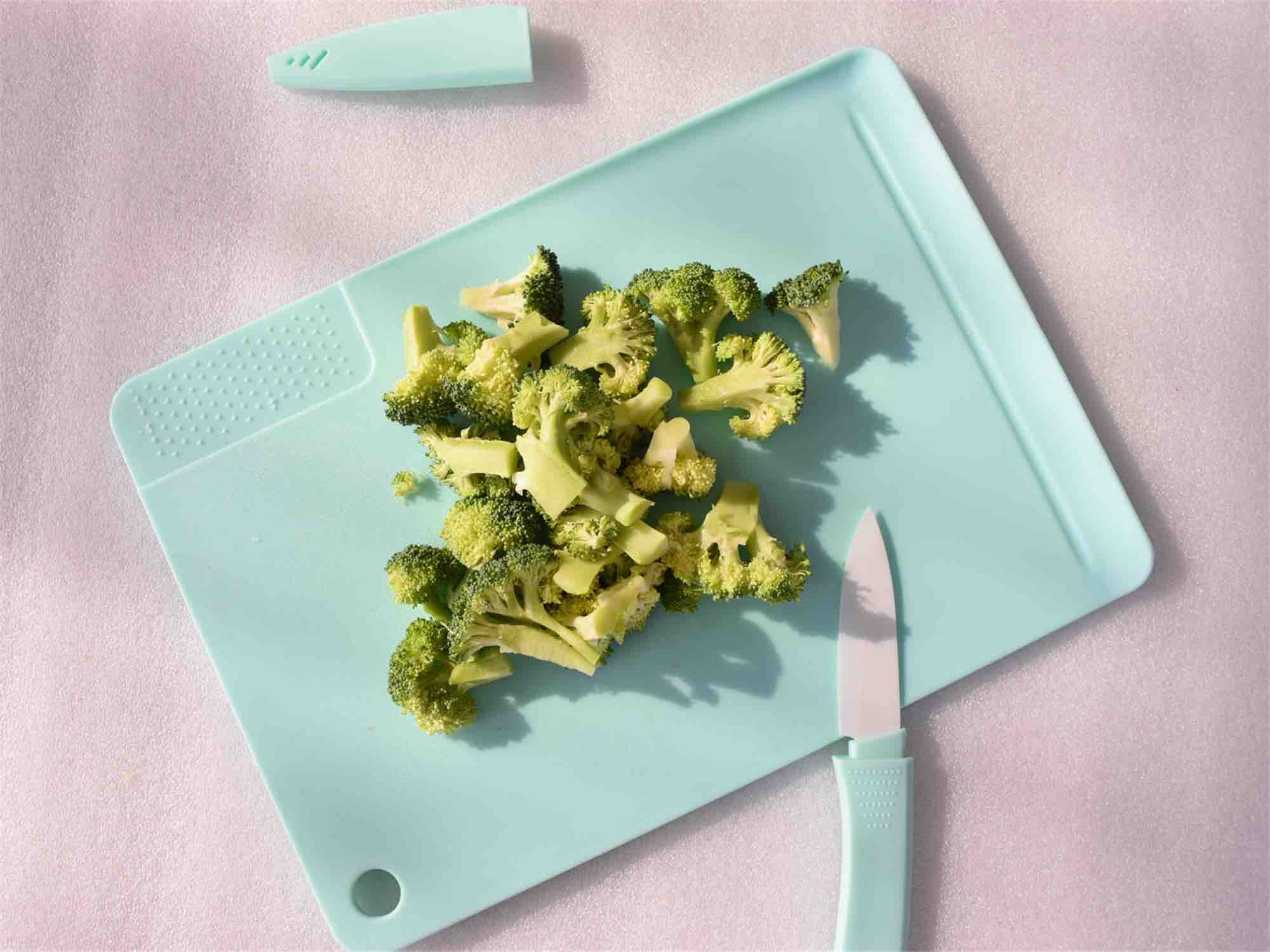 香煎鮮嫩牛排的做法-黑椒味煎菜譜-易網(wǎng)健康養(yǎng)生網(wǎng) 香煎鮮嫩牛排的做法-黑椒味煎菜譜