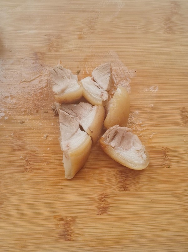 紅樓夢之火腿燉肘子的做法-咸鮮味燉菜譜-易網健康養生網 紅樓夢之火腿燉肘子的做法-咸鮮味燉菜譜